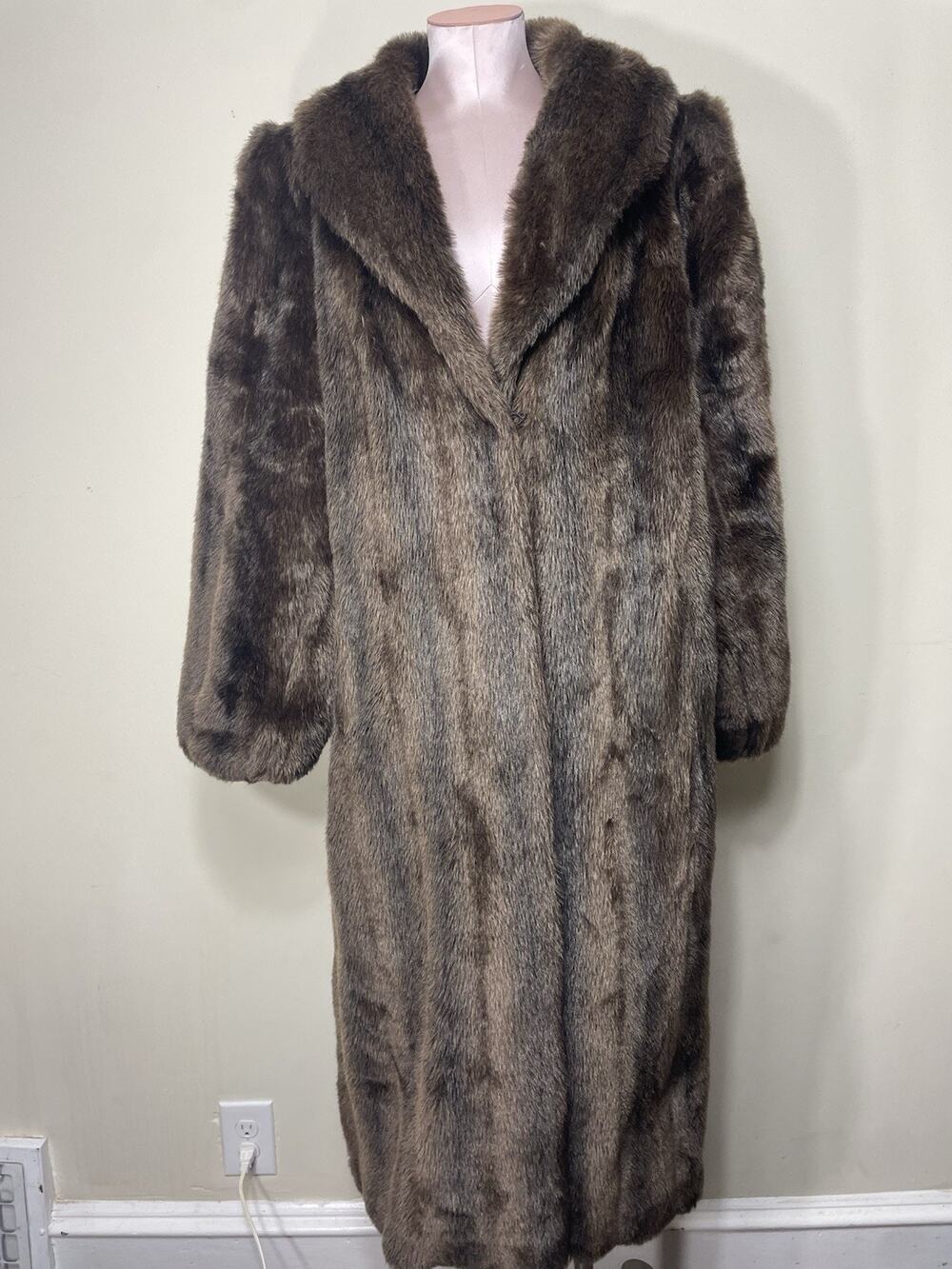 Vintage Giorgio Parnucci Women's XL Faux Fur Mink Coat USA Made Brown 80s Retro